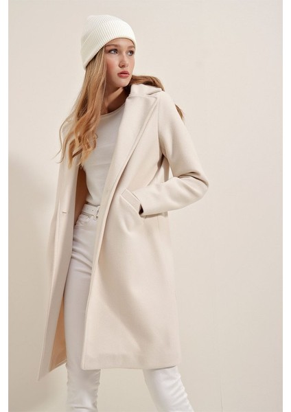 9085 Kaşe Kaban - Ekru fırsatları