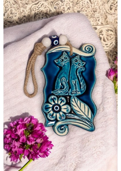Nazar Boncuklu Seramik Kardeş Kediler Desenli Çiçek Dekoratifli Tablet Çok Amaçlı Süs Eşyası 10 x 18CM modelleri