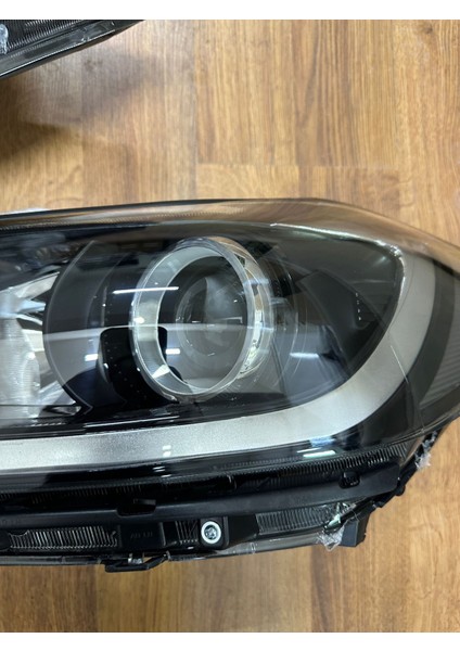Hyundai Elantra Sağ Sol Far Lambası Set Ledsiz Elekt 2016-2018 fiyatları