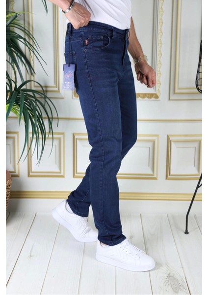 Erkek Mavi Renk Regular Fit Rahat Kesim Esnek Likralı Denim Jeans Şık Kot Pantolon