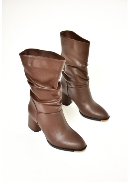 T848243009 Kahverengi Kalın Topuklu Kadın Bot modelleri