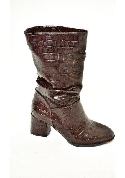 T848243011 Kahverengi Kroko Baskı Kalın Topuklu Kadın Bot