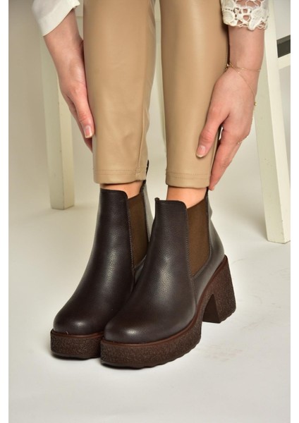 T996220009 Kahverengi Kalın Topuklu Kadın Bot modelleri