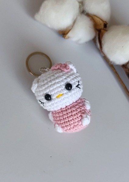 El Emeği Örme Sevimli Hayvanlar Hello Kitty Figurlü Minik Anahtarlık