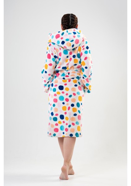 Kadın Büyük Beden Welsoft Kapüşonlu Beyaz Uzun Sabahlık C3T1N1O202 modelleri