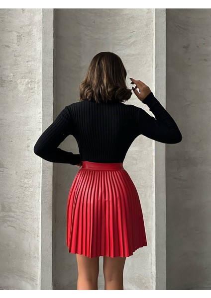 Pileli Suni Deri Mini Etek modelleri