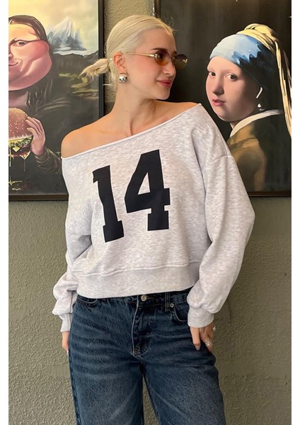 Karmelanj Kayık Yaka Baskılı Kadın Sweatshirt MG2205 fırsatları