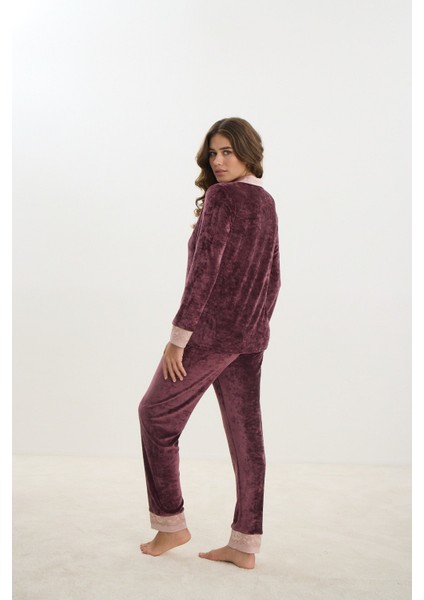 16166 Bayan Kadife Düğmeli Pijama Takım modelleri