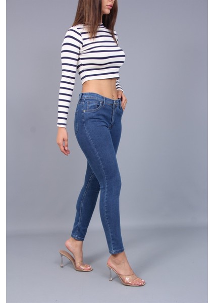 Biltex Jeans Kadın Yüksek Bel Dar Paça Likralı Büyük Beden Enzim Kot Pantolon fiyatları