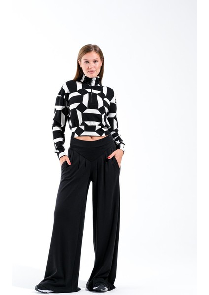 724502_KADIN Yüksek Yakalı Fermuarlı Sweatshirt