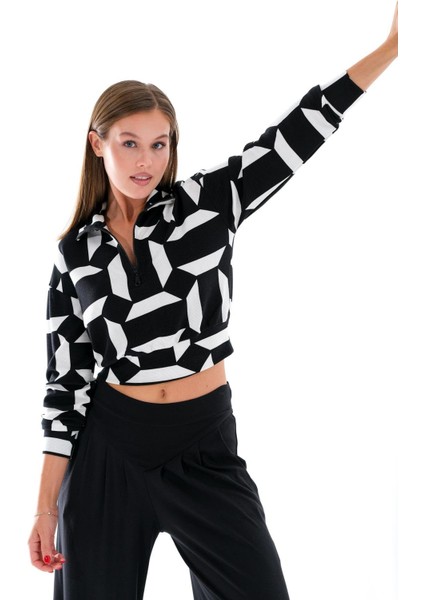 724502_KADIN Yüksek Yakalı Fermuarlı Sweatshirt