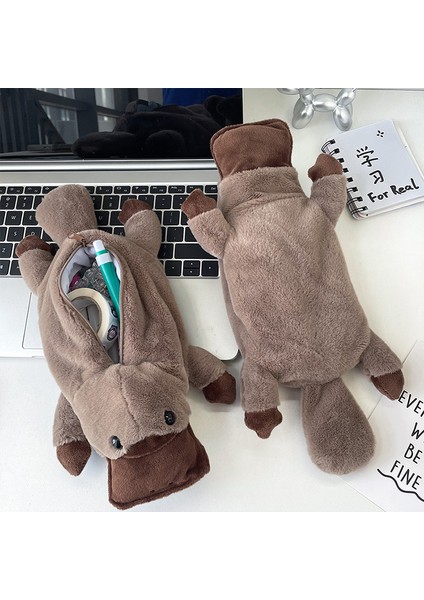 sevimli Karikatür Platypus Kalem Çantası Kozmetik Çantası Peluş Kalem Çantası Büyük Kapasiteli Çok Fonksiyonlu Saklama Çantası Okul Malzemeleri (Yurt Dışından) modelleri