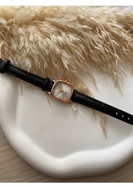 Bs Stıll Vintage Kadın Kol Saati Retro Minimal Deri Dordon 1 Adet fırsatları