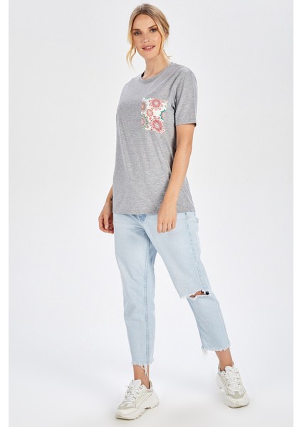 Tek Cepli Düz Kesim Uzun Kadın T-Shirt - Açık Gri Melanj