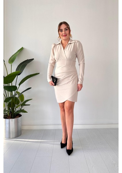 Yakalı Krep Kısa Elbise Taş