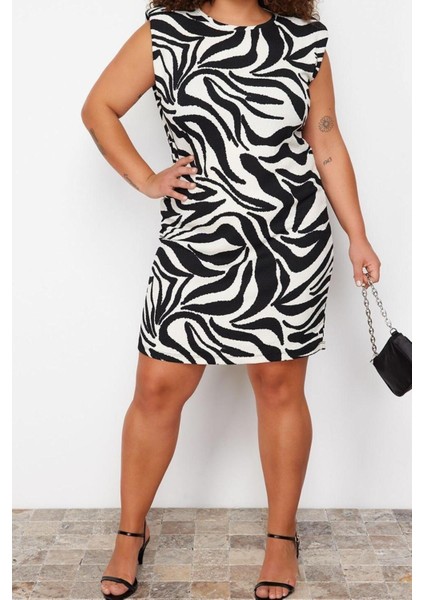 Moda Fit Casual Günlük Bürümcük Örme Bisiklet Yaka Kolsuz Kol Shift Midi Boy Büyük Beden Elbise modelleri