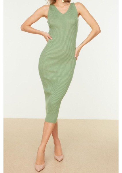 Moda Slim Casual Günlük Tek Plaka Triko V Yaka Kolsuz Kol Bodycone Midi Boy Elbise