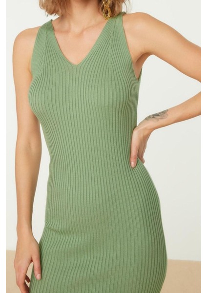 Moda Slim Casual Günlük Tek Plaka Triko V Yaka Kolsuz Kol Bodycone Midi Boy Elbise fiyatları