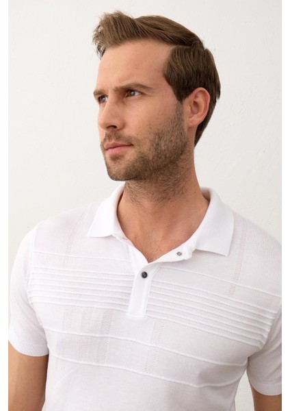 Erkek Çizgi Desenli Slim-Fit Kalıp Polo Yaka Yazlık Triko T-Shirt Beyaz - 5003DNGR modelleri