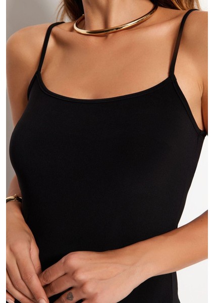 Moda Askılı Kare Yaka Maxi Elbise Siyah Fitted Vücuda Oturan Askılı Maxi Esnek Örme Kalem Elbise