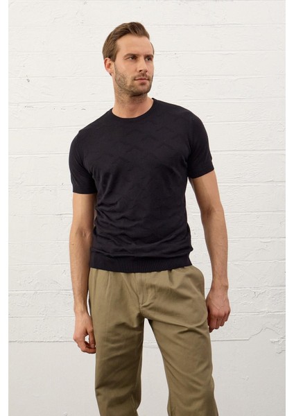 Erkek Bisiklet Yaka Slim-Fit Kalıp Yazlık Triko T-Shirt Koyu Lacivert - 5017DNGR