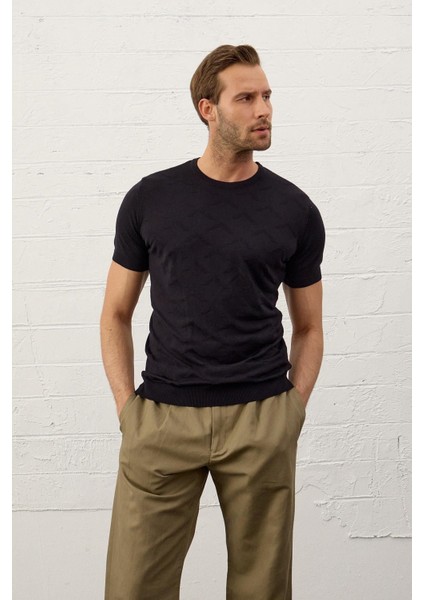 Erkek Bisiklet Yaka Slim-Fit Kalıp Yazlık Triko T-Shirt Koyu Lacivert - 5017DNGR indirimleri