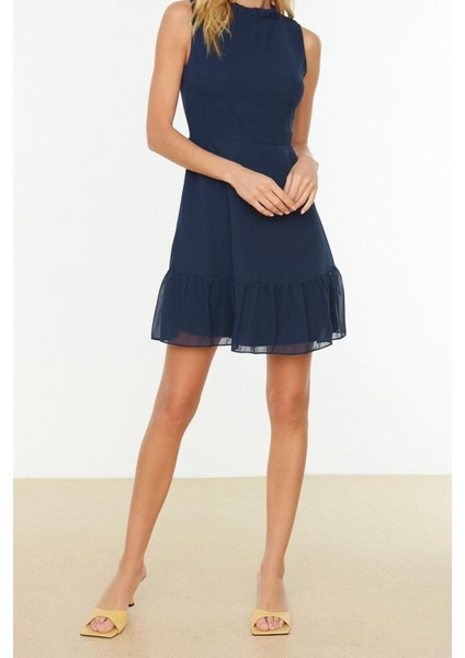 Moda Regular Business Şifon Dokuma Dik Yaka Kolsuz Kol A-Line Mini Boy Elbise