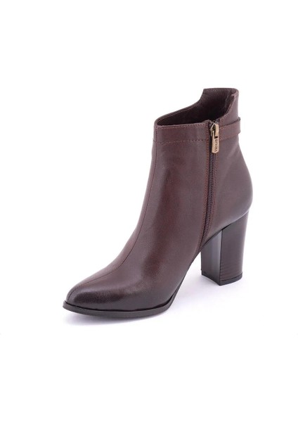 2355801K Kadın Deri Dikiş Detaylı Tokalı Fermuarlı Topuklu Bot fırsatları