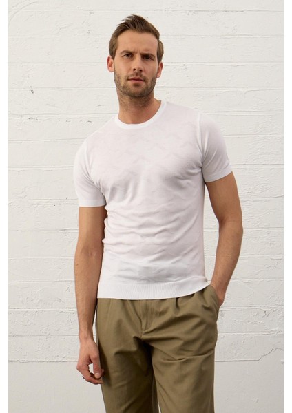 Erkek Bisiklet Yaka Slim-Fit Kalıp Yazlık Triko T-Shirt Beyaz - 5017DNGR