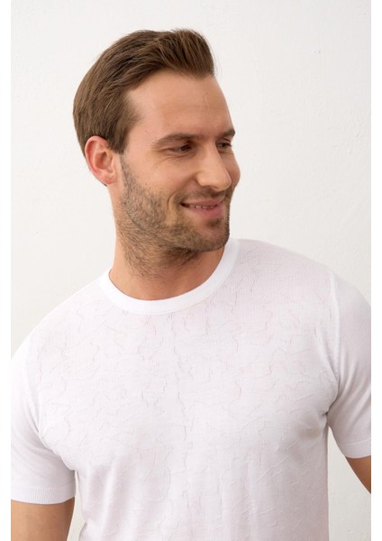 Erkek Modelli Bisiklet Yaka Slim-Fit Kalıp Yazlık Triko T-Shirt Beyaz - 5016DNGR fırsatları