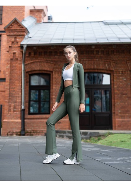 Haki Yeşil Yırtmaçlı Ispanyol Paça Spor Tayt Pantolon modelleri