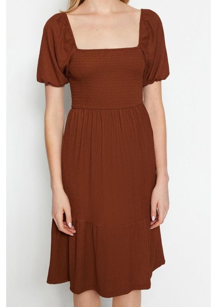 Moda Regular Casual Günlük Bürümcük Örme Kare Yaka Kısa Kol Eteği Fırfırlı Midi Boy Elbise