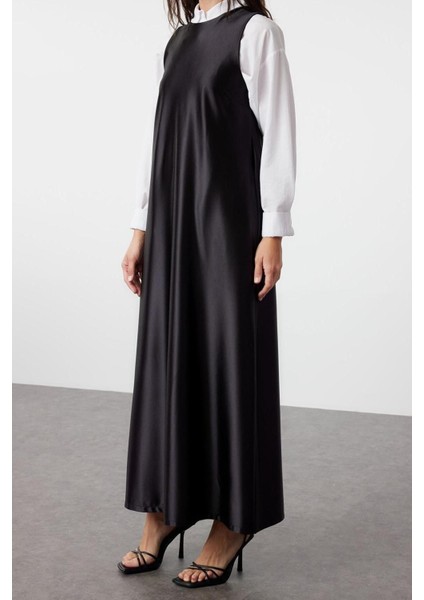 Moda Regular Casual Günlük Saten Dokuma Bisiklet Yaka Kolsuz Kol Shift Maxi Boy Tesettür Elbise
