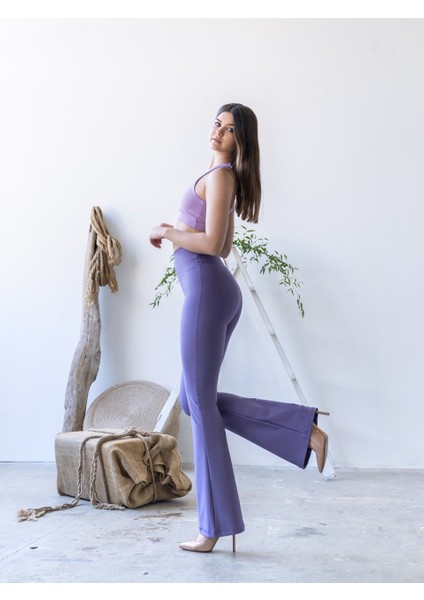 Eflatun Bir Beden Ince Gösteren Ispanyol Paça Spor Tayt Pantolon modelleri