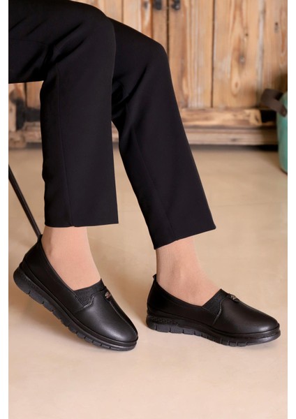 Kadın Siyah Klasik Ortopedik Anne Ayakkabısı Zslnk 510 modelleri