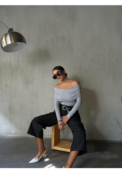 Kadın Gri Madonna Yaka Likralı Viskon Uzun Kollu Bluz 28218 modelleri