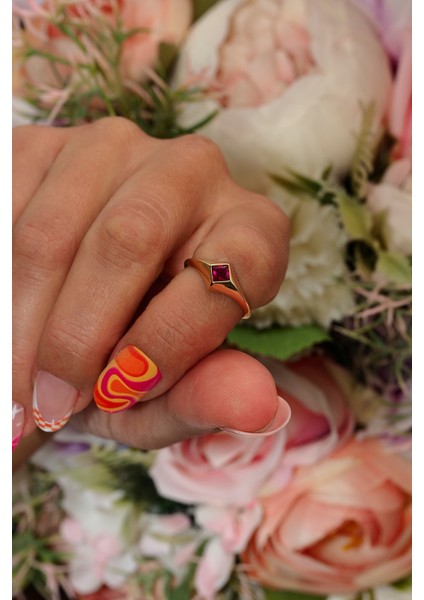 14 Ayar Altın Kırmızı Taşlı Günlük Yüzük fiyatları