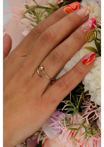 14 Ayar Altın Çivi Model Yüzük