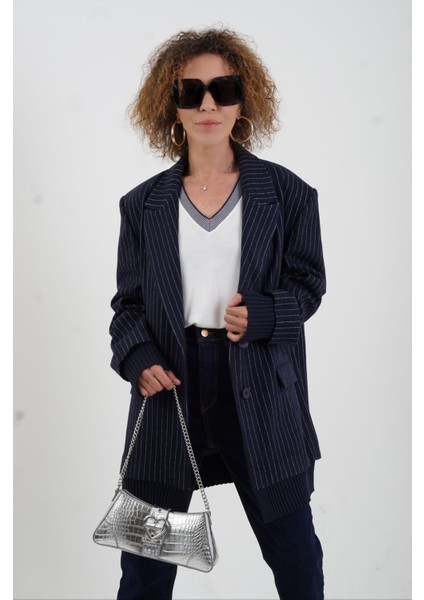 Lacivert Triko Detaylı Oversize Blazer Ceket