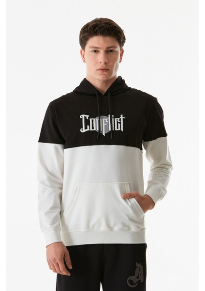 Yazı Nakışlı Kanguru Cepli Kapüşonlu Sweatshirt