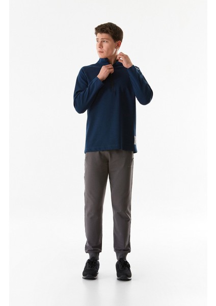 Basic Yarım Fermuarlı Dik Yaka Sweatshirt modelleri