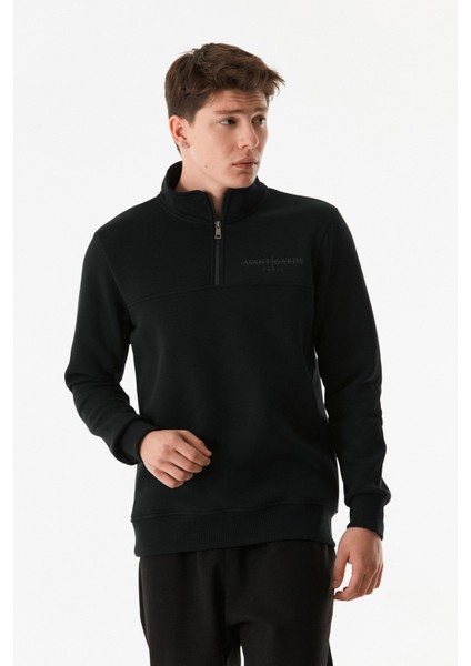 Yazı Baskılı Yarım Fermuarlı Dik Yaka Sweatshirt