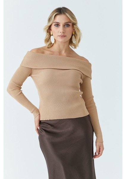 Kadın Madonna Yaka Kazak 5609