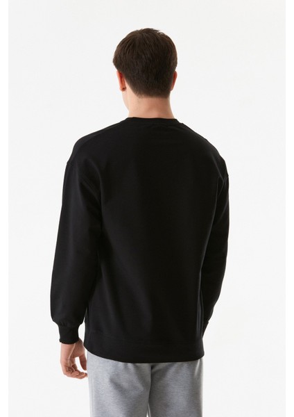 Yazı Baskılı Bisiklet Yaka Sweatshirt fırsatları