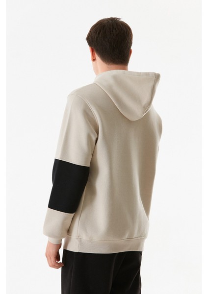 Yazı Baskılı Kanguru Cepli Kapüşonlu Sweatshirt modelleri