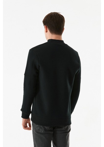 Yazı Nakışlı Dik Yaka Sweatshirt indirimleri