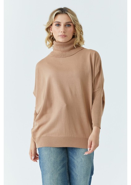 Kadın Balıkçı Uzun Salaş Kazak 4431