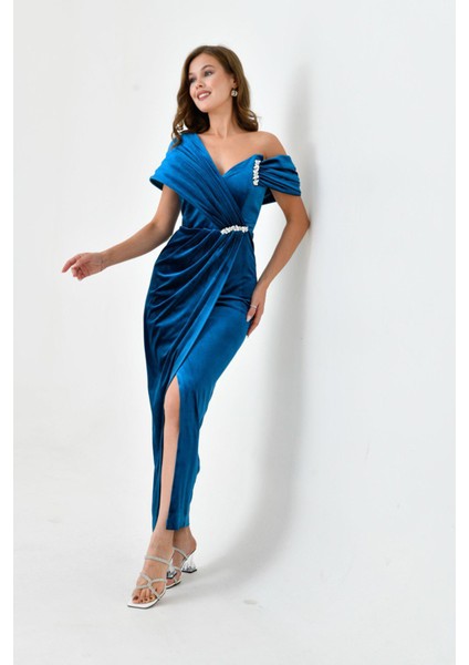 Kadın Taş ve Yırtmaç Detaylı Kadife Abiye Elbise NBS9361 fiyatları