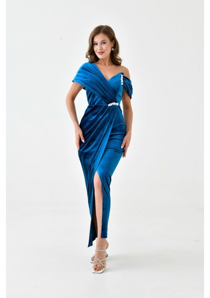 Kadın Taş ve Yırtmaç Detaylı Kadife Abiye Elbise NBS9361 modelleri