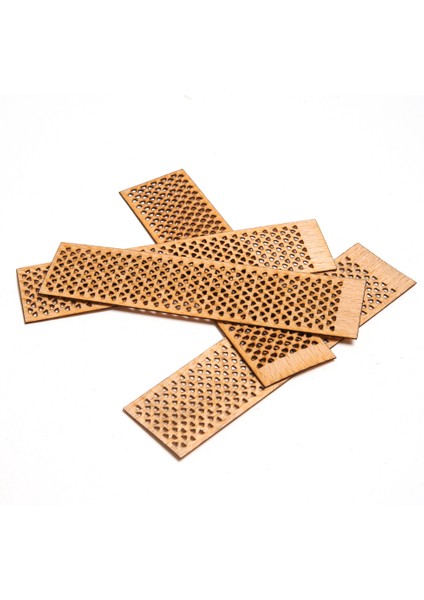 Delikli model ( üçgen ) ahşap mum fitili ve yapışkanlı fitil sehpası 40 adet ( 25mm x 100mm x 0,5mm )
